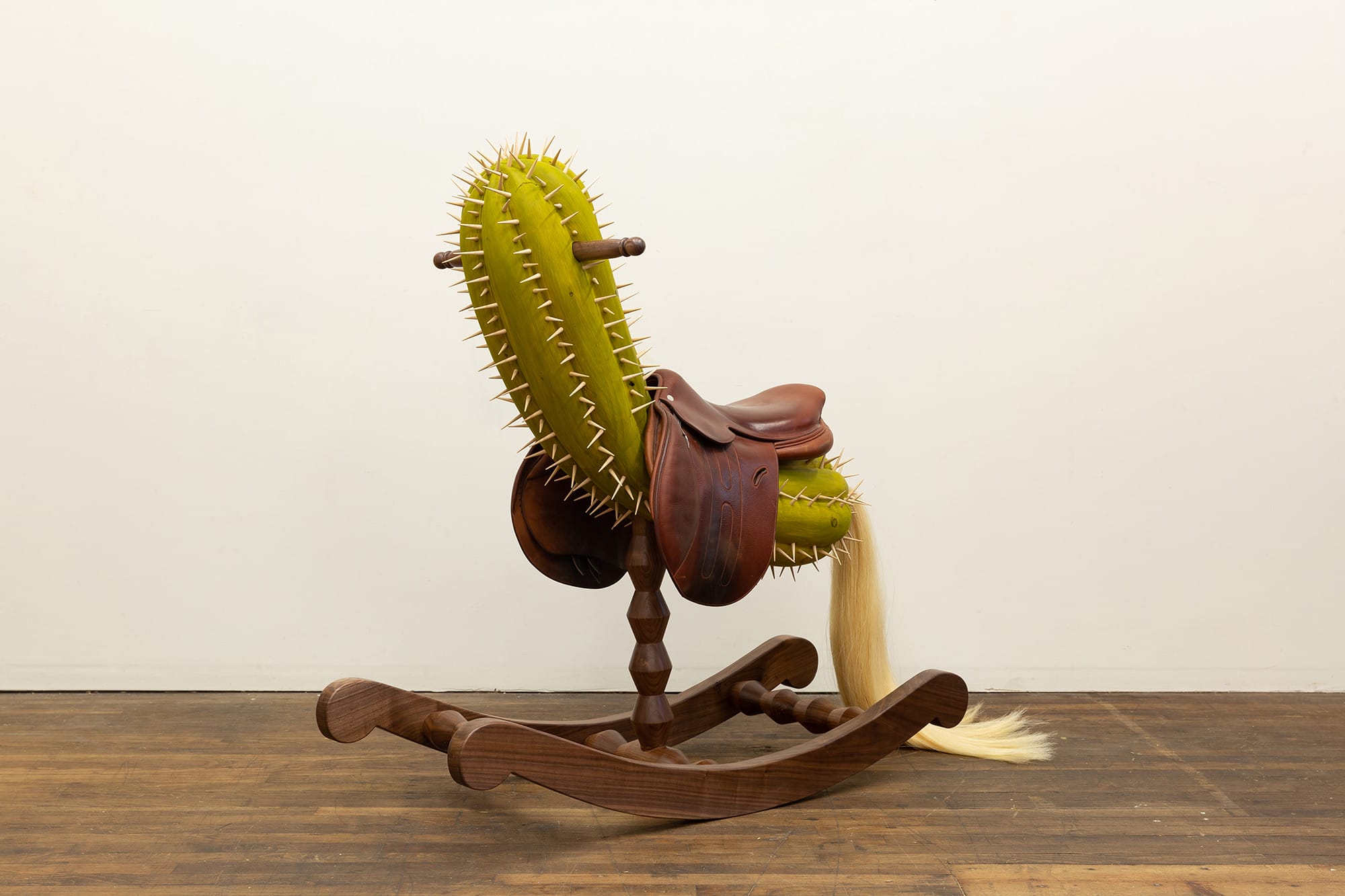 Raul De Lara’s Whimsical Wooden Sculptures Defy Borders